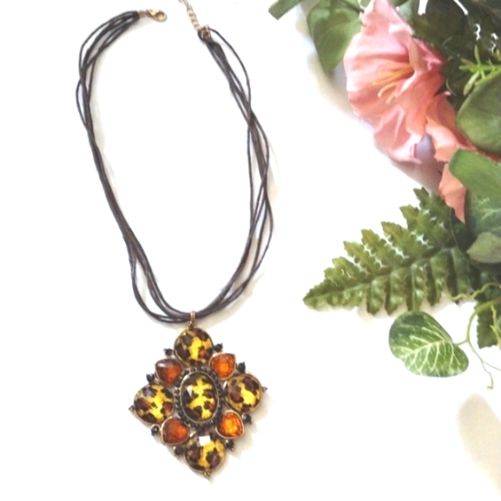 💥CLEARANCE💥VINTAGE BROWN CORDED LEOPARD RHINESTONE PENDANT 19" NECKLACE - Picture 3 of 6